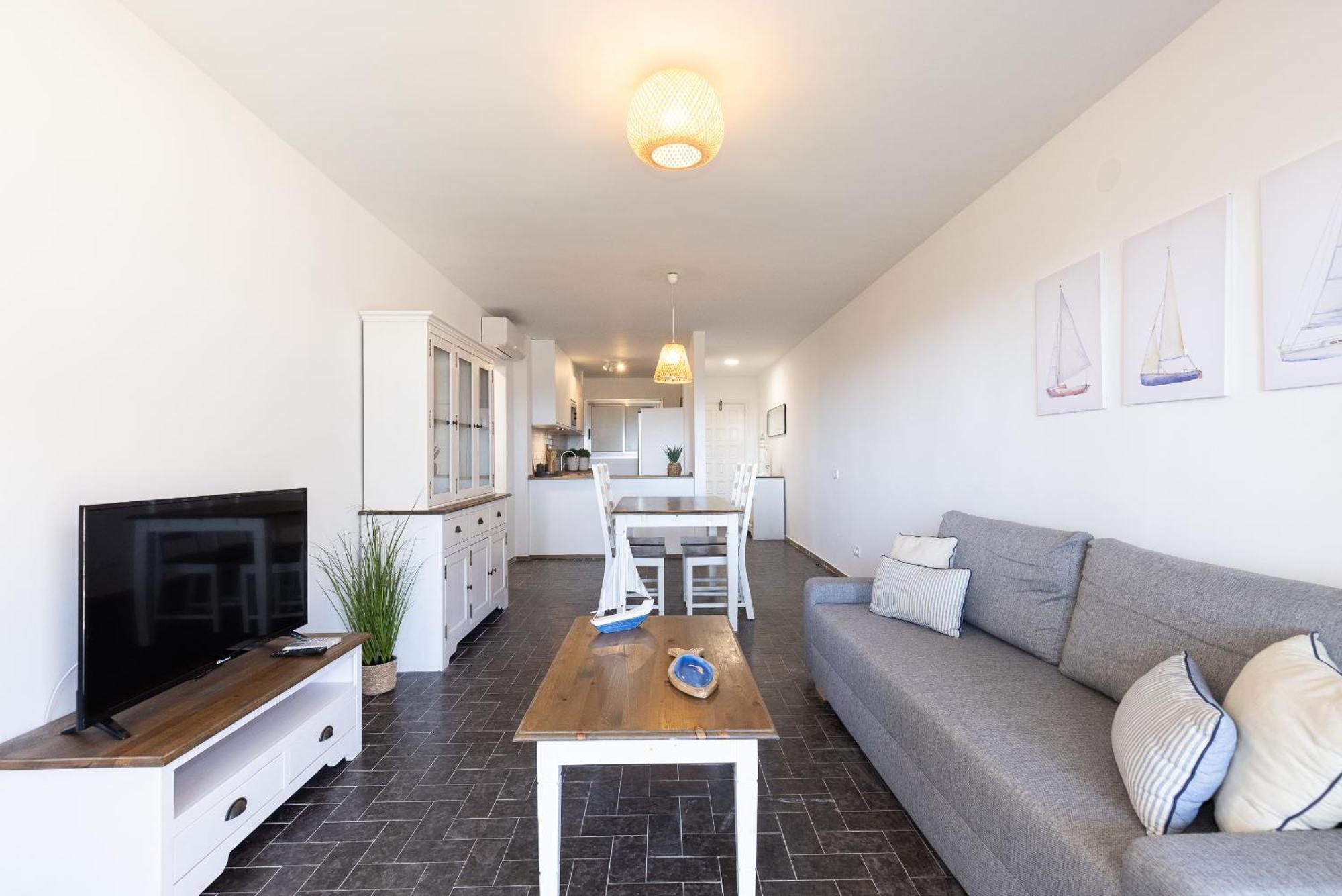 Uhc Dms Family Apartments Cambrils Room photo